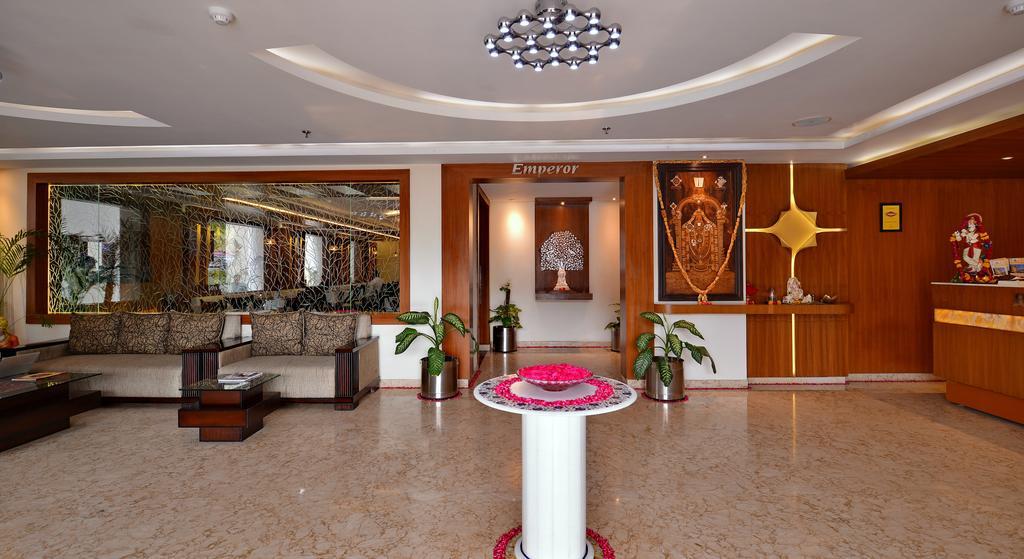 Hotel Seven Hills Tower Agra  Exterior foto