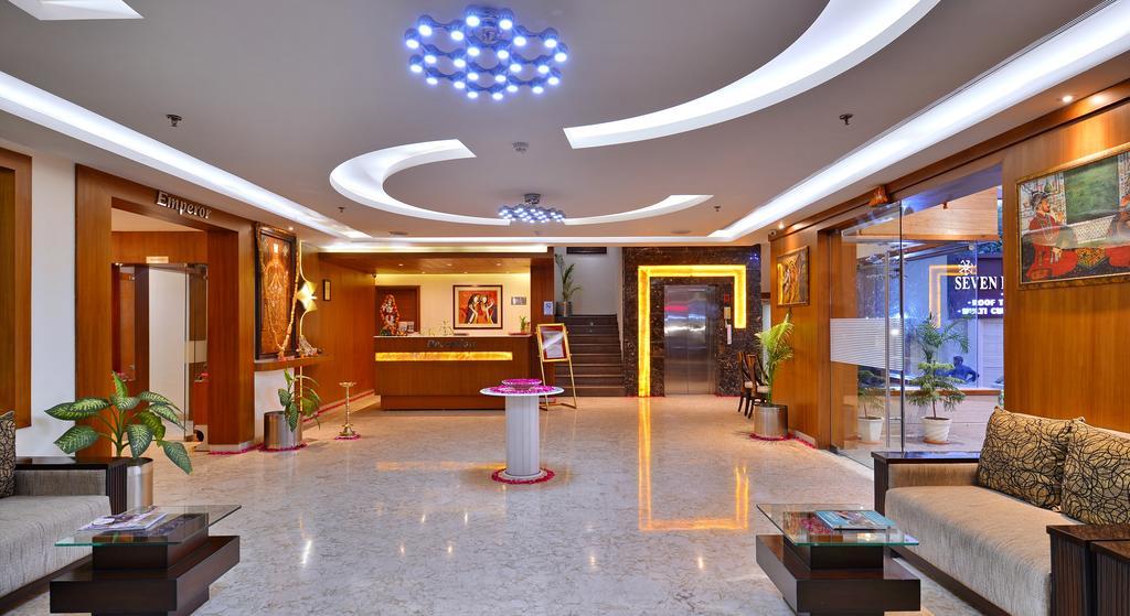 Hotel Seven Hills Tower Agra  Exterior foto
