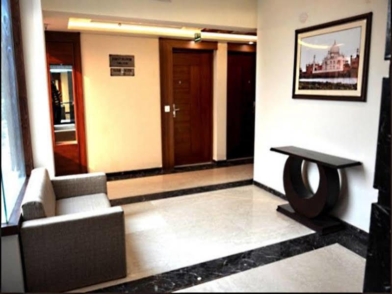 Hotel Seven Hills Tower Agra  Exterior foto